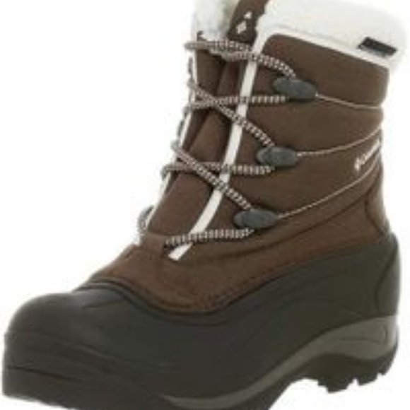 womens snow boots size 9